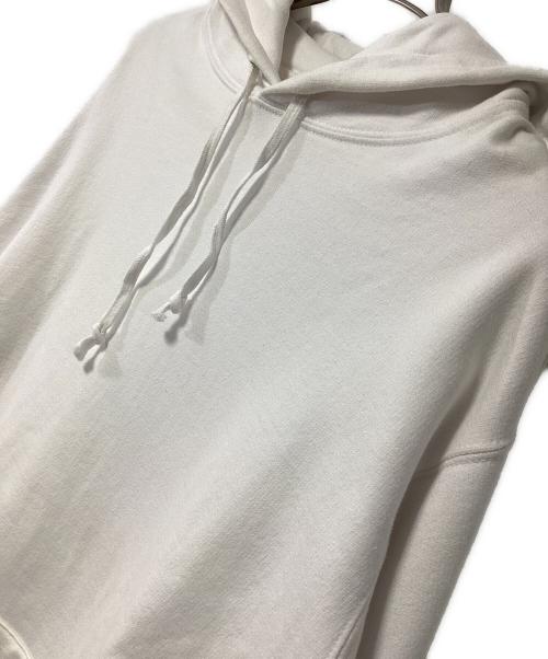 UNDEFEATED（アンディフィーテッド）UNDEFEATED (アンディフィーテッド) パーカー ホワイト サイズ:XLの古着・服飾アイテム