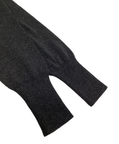 Vivienne Westwood（ヴィヴィアンウエストウッド）Vivienne Westwood (ヴィヴィアンウエストウッド) ニットブラウス グレー サイズ:00 未使用品の古着・服飾アイテム