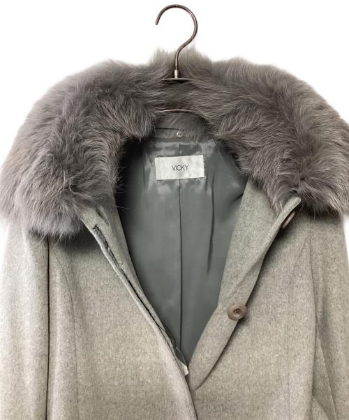 VICKY（ビッキー）VICKY (ビッキー) フォックスファーコート グレー サイズ:2 未使用品の古着・服飾アイテム