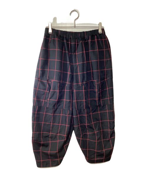 BLACK COMME des GARCONS（ブラックコムデギャルソン）BLACK COMME des GARCONS (ブラックコムデギャルソン) クロップドパンツ ブラック×レッド サイズ:Sの古着・服飾アイテム