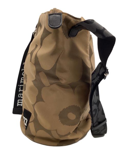 marimekko（マリメッコ）marimekko (マリメッコ) ロゴストラップショルダーバッグ ベージュの古着・服飾アイテム