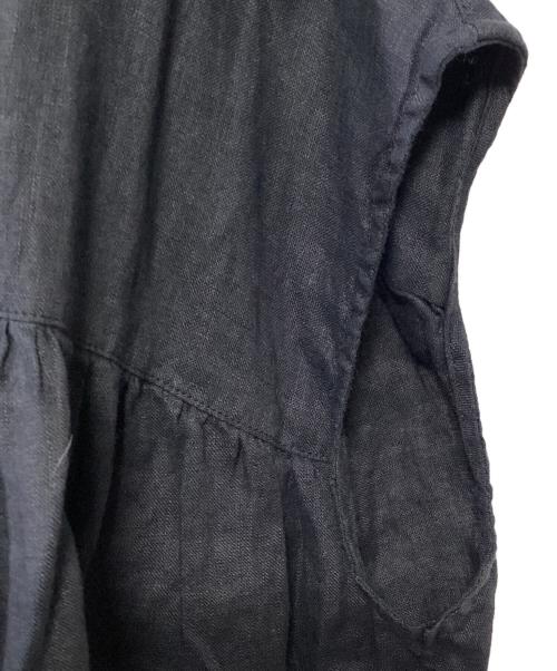 manon（マノン）manon (マノン) OVERDYE TIERED LINEN BLOUSE ブラックの古着・服飾アイテム