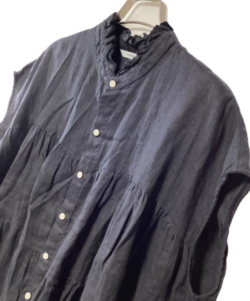 manon（マノン）manon (マノン) OVERDYE TIERED LINEN BLOUSE ブラックの古着・服飾アイテム