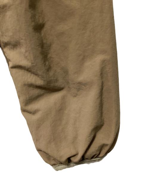 B:MING by BEAMS（ビーミングバイビームス）B:MING by BEAMS (ビーミングバイビームス) リバーシブルダウンジャケット ベージュ サイズ:Mの古着・服飾アイテム