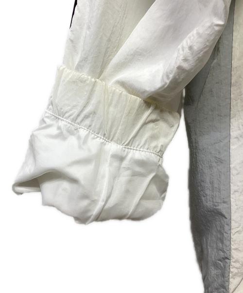 NIKE（ナイキ）NIKE (ナイキ) ナイロンジャケット ホワイト サイズ:Mの古着・服飾アイテム