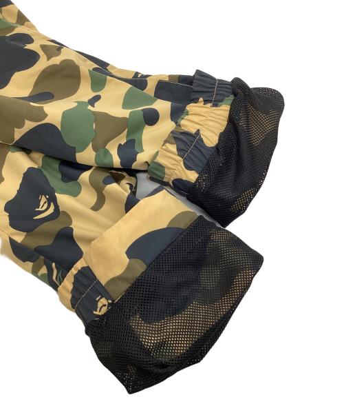 A BATHING APE（ア ベイシング エイプ）A BATHING APE (ア ベイシング エイプ) ナイロンジャケット ベージュ×グリーン×ブラック サイズ:Mの古着・服飾アイテム