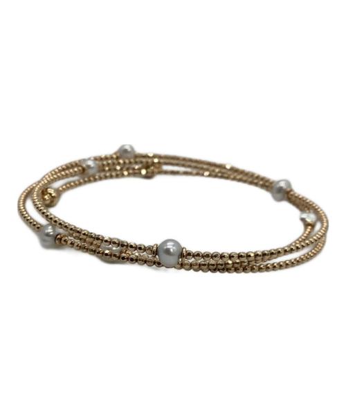 COCOSHNIK（ココシュニック）COCOSHNIK (ココシュニック) 形状記憶バングル ゴールド(カラー)×ホワイトの古着・服飾アイテム