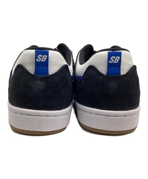 NIKE SB（ナイキエスビー）NIKE SB (ナイキエスビー) アリウープ スケートボードシューズ ホワイト×ブラック サイズ:27.5 未使用品の古着・服飾アイテム