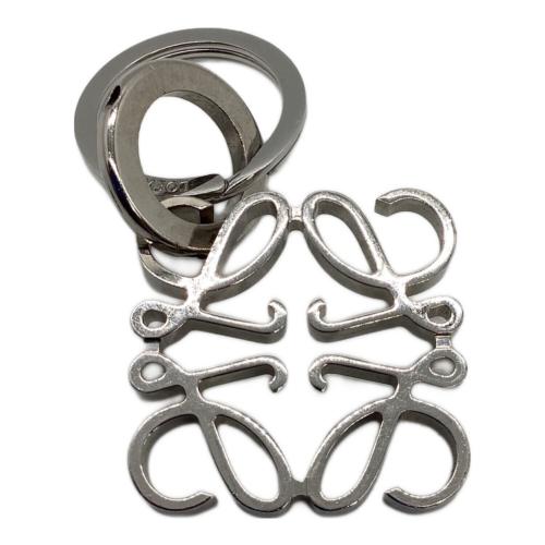 LOEWE（ロエベ）LOEWE (ロエベ) キーホルダー アナグラムの古着・服飾アイテム