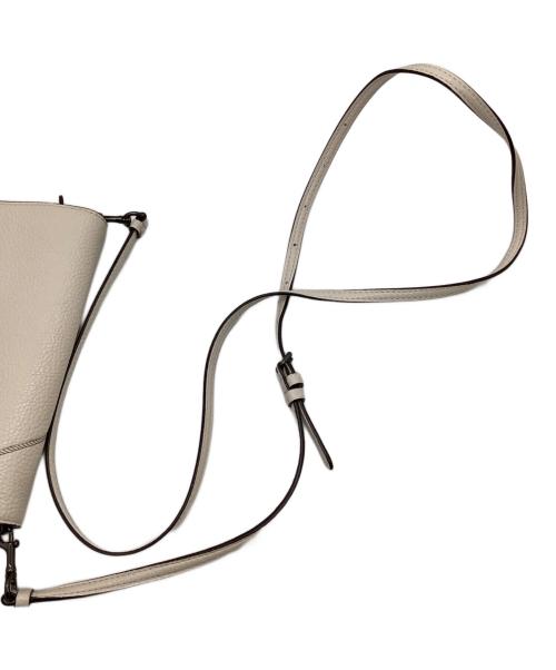 COACH×Disney（コーチ×ディズニー）COACH×Disney (コーチ×ディズニー) ショルダーバッグ アイボリーの古着・服飾アイテム