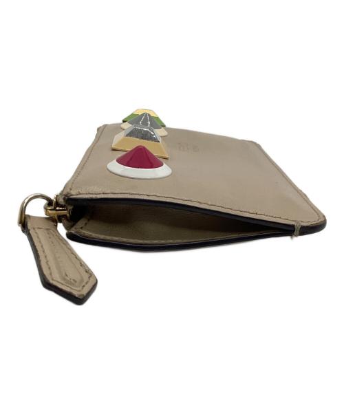 FENDI（フェンディ）FENDI (フェンディ) マルチスタッズコインケース ベージュの古着・服飾アイテム