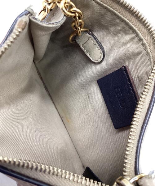 FENDI（フェンディ）FENDI (フェンディ) マルチスタッズコインケース ベージュの古着・服飾アイテム