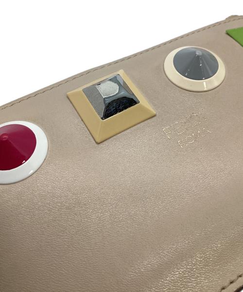 FENDI（フェンディ）FENDI (フェンディ) マルチスタッズコインケース ベージュの古着・服飾アイテム