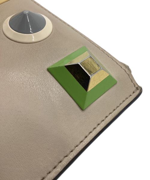 FENDI（フェンディ）FENDI (フェンディ) マルチスタッズコインケース ベージュの古着・服飾アイテム