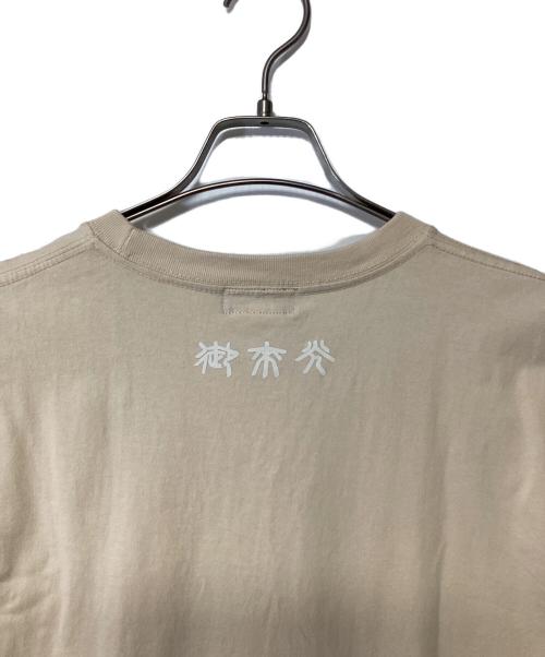 GOLIKE-O（ゴライコウ）GOLIKE-O (ゴライコウ) Tシャツ ベージュ サイズ:XLの古着・服飾アイテム