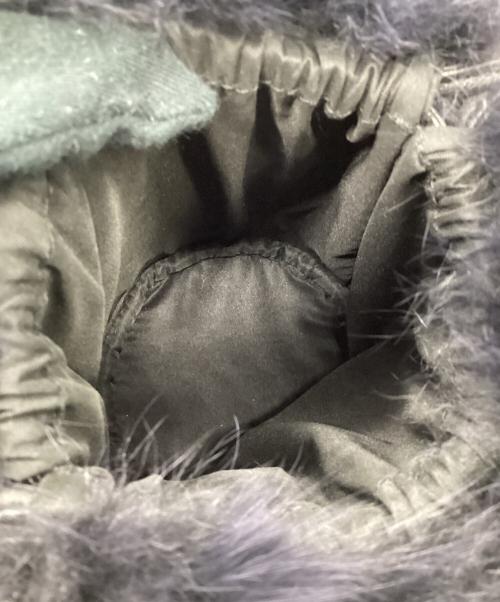 DRAWER（ドゥロワー）DRAWER (ドゥロワー) ファーポーチ ネイビーの古着・服飾アイテム