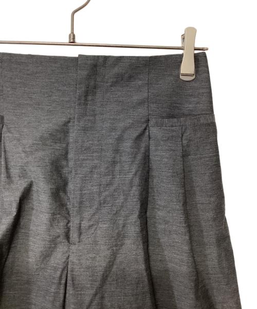 UNITED ARROWS（ユナイテッドアローズ）UNITED ARROWS (ユナイテッドアローズ) ワイドタックパンツ グレー サイズ:38の古着・服飾アイテム