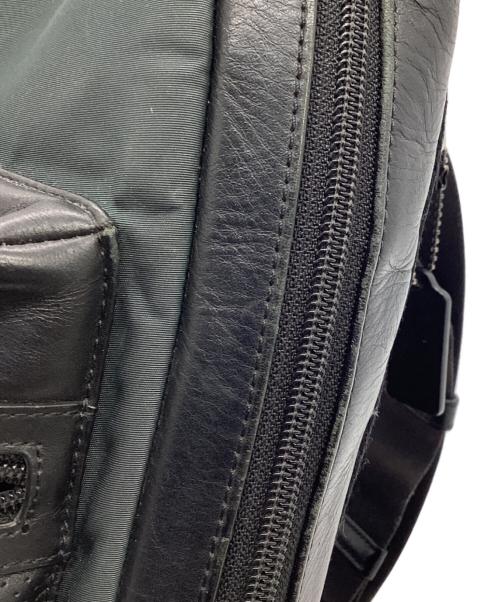 COACH（コーチ）COACH (コーチ) ボディーバッグ ブラック×ブラウンの古着・服飾アイテム