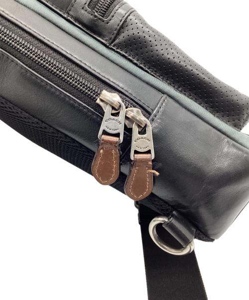 COACH（コーチ）COACH (コーチ) ボディーバッグ ブラック×ブラウンの古着・服飾アイテム