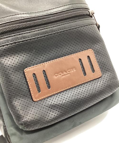 COACH（コーチ）COACH (コーチ) ボディーバッグ ブラック×ブラウンの古着・服飾アイテム