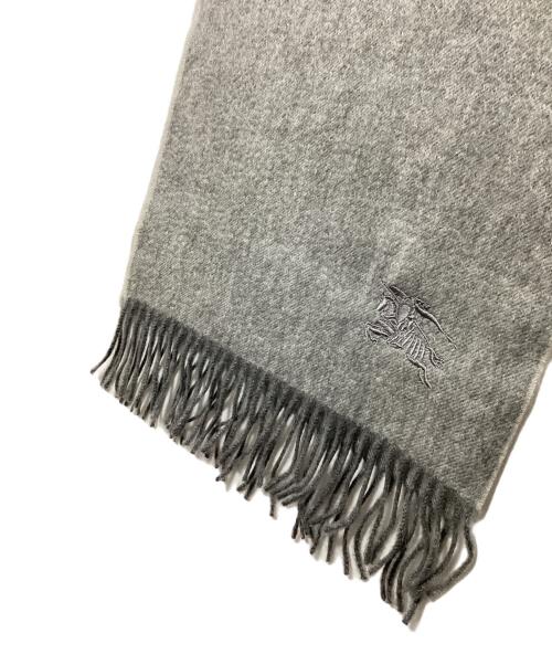 BURBERRY（バーバリー）BURBERRY (バーバリー) マフラー グレーの古着・服飾アイテム