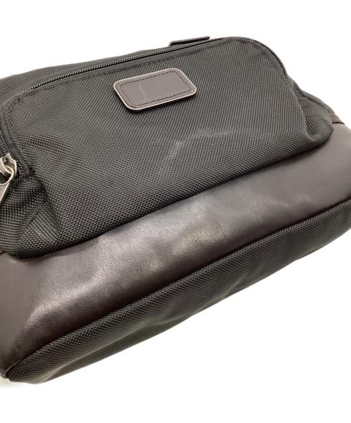 TUMI（トゥミ）TUMI (トゥミ) ショルダーバッグ ブラックの古着・服飾アイテム