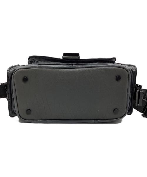 DIESEL（ディーゼル）DIESEL (ディーゼル) ショルダーバッグ グレーの古着・服飾アイテム