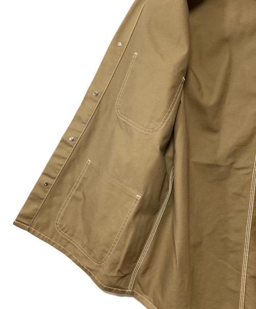 UNIVERSAL OVERALL（ユニバーサルオーバーオール）UNIVERSAL OVERALL (ユニバーサルオーバーオール) カバーオール ベージュ×ブラウン サイズ:Fの古着・服飾アイテム