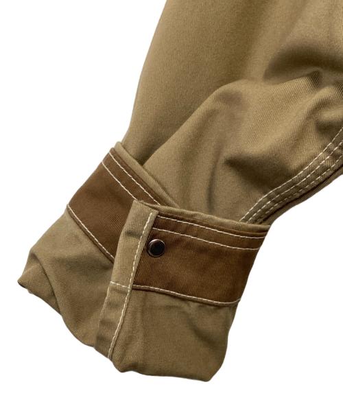 UNIVERSAL OVERALL（ユニバーサルオーバーオール）UNIVERSAL OVERALL (ユニバーサルオーバーオール) カバーオール ベージュ×ブラウン サイズ:Fの古着・服飾アイテム