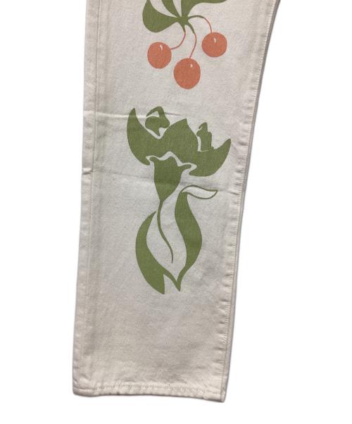 LEVI'S（リーバイス）LEVI'S (リーバイス) DAY ORIGINAL FIT WHITE PATTERN ホワイト サイズ:W32 L30の古着・服飾アイテム