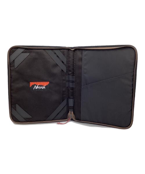 NANGA（ナンガ）NANGA (ナンガ) タブレットケース カーキの古着・服飾アイテム