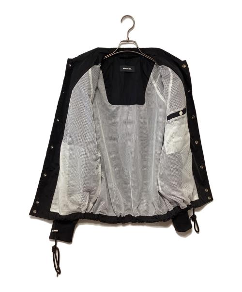 DIESEL（ディーゼル）DIESEL (ディーゼル) コーチジャケット ブラック×オフホワイト サイズ:Sの古着・服飾アイテム