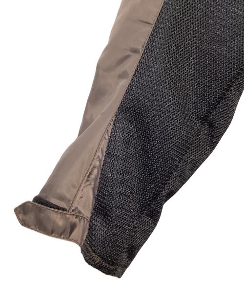 henly begins（ヘンリービギンズ）henly begins (ヘンリービギンズ) ソフトシェルジャケット ブラウン×ブラック サイズ:Mの古着・服飾アイテム