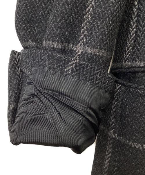 De Petrillo×ISETAN MEN'S×B.R.ONLINE（デ ペトリロ×イセタンメンズ×ビー・アール・オンライン）De Petrillo×ISETAN MEN'S×B.R.ONLINE (デ ペトリロ×イセタンメンズ×ビー・アール・オンライン) 別注チェスターコート グレー サイズ:50の古着・服飾アイテム