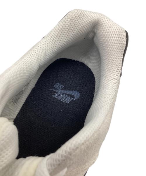 NIKE SB（ナイキエスビー）NIKE SB (ナイキエスビー) DELTA FORCE VULC アイボリー×ネイビー サイズ:25.5の古着・服飾アイテム