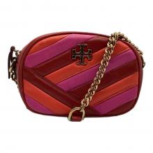TORY BURCH（トリーバーチ）の古着「キラシェブロンカメラバッグ」｜レッド×ピンク