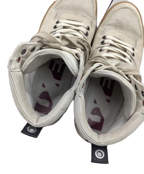 DIESEL（ディーゼル）DIESEL (ディーゼル) ミドカットスニーカー アイボリー サイズ:25.5の古着・服飾アイテム