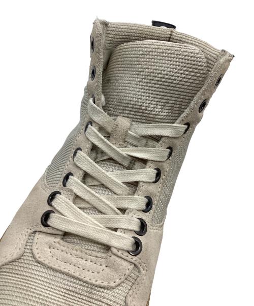 DIESEL（ディーゼル）DIESEL (ディーゼル) ミドカットスニーカー アイボリー サイズ:25.5の古着・服飾アイテム
