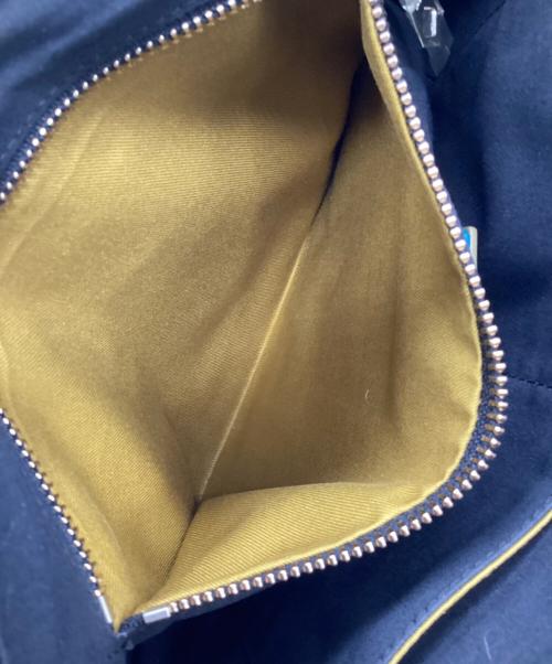 PAUL SMITH（ポールスミス）PAUL SMITH (ポールスミス) ショルダーバッグ カーキの古着・服飾アイテム