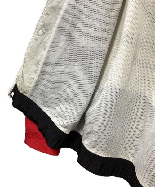 NIKE（ナイキ）NIKE (ナイキ) スウッシュフーディウーブンジャケット レッド×ブラック×オフホワイト サイズ:Sの古着・服飾アイテム