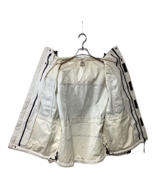 A BATHING APE（ア ベイシング エイプ）A BATHING APE (ア ベイシング エイプ) ジャケット ホワイト サイズ:Mの古着・服飾アイテム