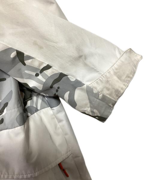 A BATHING APE（ア ベイシング エイプ）A BATHING APE (ア ベイシング エイプ) ジャケット ホワイト サイズ:Mの古着・服飾アイテム