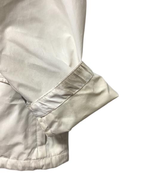 A BATHING APE（ア ベイシング エイプ）A BATHING APE (ア ベイシング エイプ) ジャケット ホワイト サイズ:Mの古着・服飾アイテム