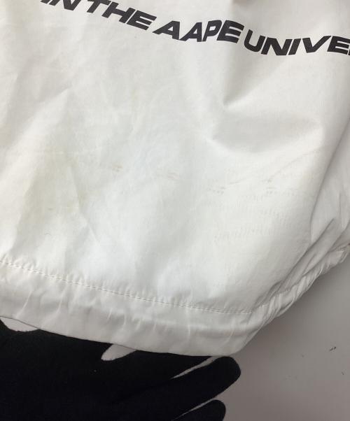 A BATHING APE（ア ベイシング エイプ）A BATHING APE (ア ベイシング エイプ) ジャケット ホワイト サイズ:Mの古着・服飾アイテム