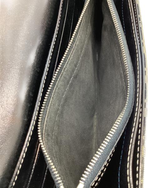 FENDI（フェンディ）FENDI (フェンディ) 長財布 ネイビーの古着・服飾アイテム