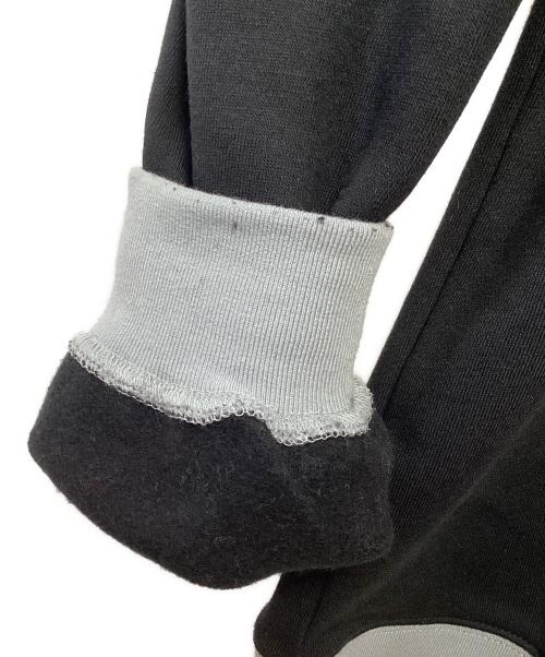 FUBU（フブ）FUBU (フブ) 刺繍スウェット ブラック×ライトグレー サイズ:Mの古着・服飾アイテム