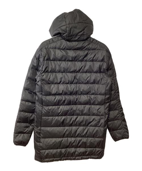 adidas（アディダス）adidas (アディダス) エッセンシャルズ スリーストライプス ライトダウン フード付きジャケット ブラック×ホワイト サイズ:L 未使用品の古着・服飾アイテム