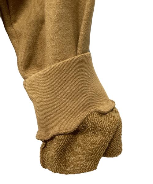 UNIVERSAL PRODUCTS.（ユニバーサルプロダクツ）UNIVERSAL PRODUCTS. (ユニバーサルプロダクツ) プルオーバーパーカー ベージュ サイズ:Smallの古着・服飾アイテム