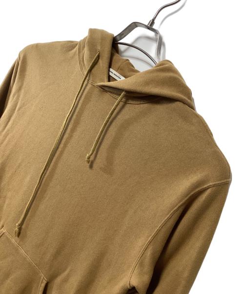 UNIVERSAL PRODUCTS.（ユニバーサルプロダクツ）UNIVERSAL PRODUCTS. (ユニバーサルプロダクツ) プルオーバーパーカー ベージュ サイズ:Smallの古着・服飾アイテム
