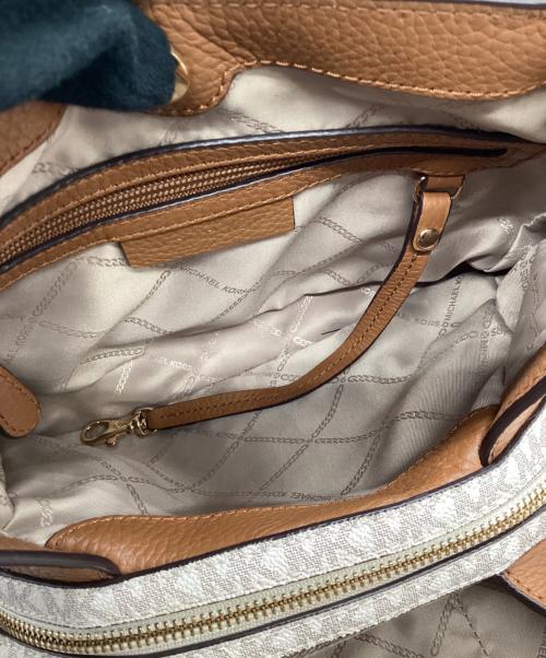 MICHAEL KORS（マイケル・コース）MICHAEL KORS (マイケル・コース) 2WAYバッグ ベージュの古着・服飾アイテム